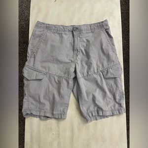 Men’s Calvin Klein Grey Cargo Shorts Size 34